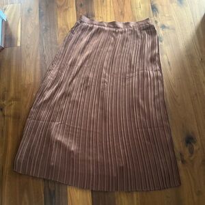 Blaze Pleated Sateen Skirt in Cafe